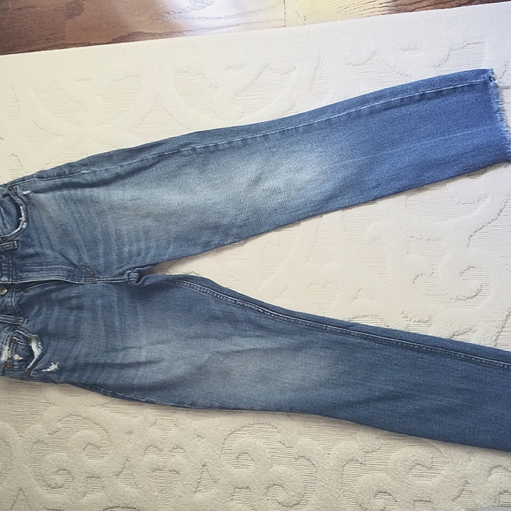 2 pairs Abercrombie & Fitch Jean's